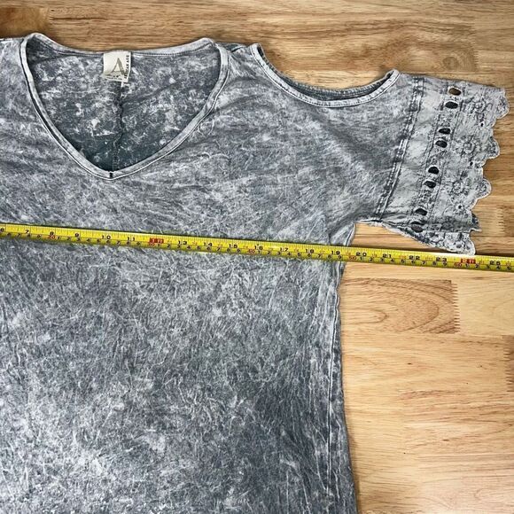 American Age, Bohemian Cold Shoulder Short Sleeve Top, Oversized Fit, Women’s XS - Picture 4 of 9